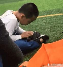 白敬亭被粉丝爆料视频,真实生活曝光引网友热议